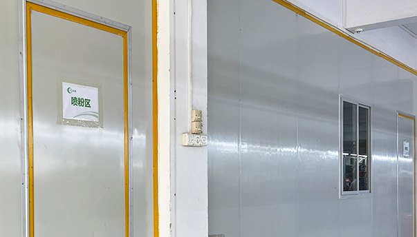 Powder spray-coating room — Doolike factory
